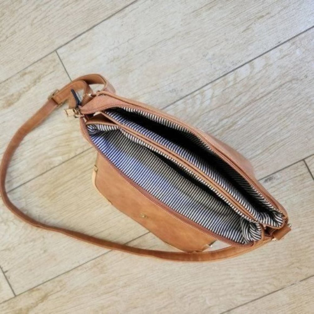 COPY - Brown Faux Leather Handbag / Purse Crossbody or Shoulder - Picture 6 of 12